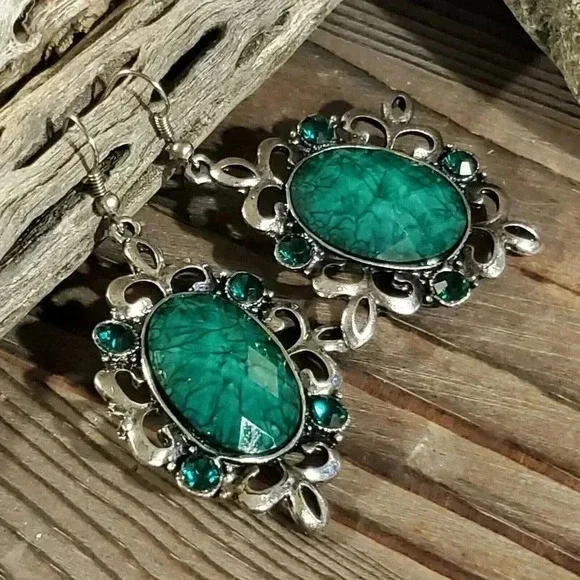 Vintage 90s Lacy Fancy Green Antique Silver Acrylic Crystal Dangle Earrings FLAW - Picture 1 of 7